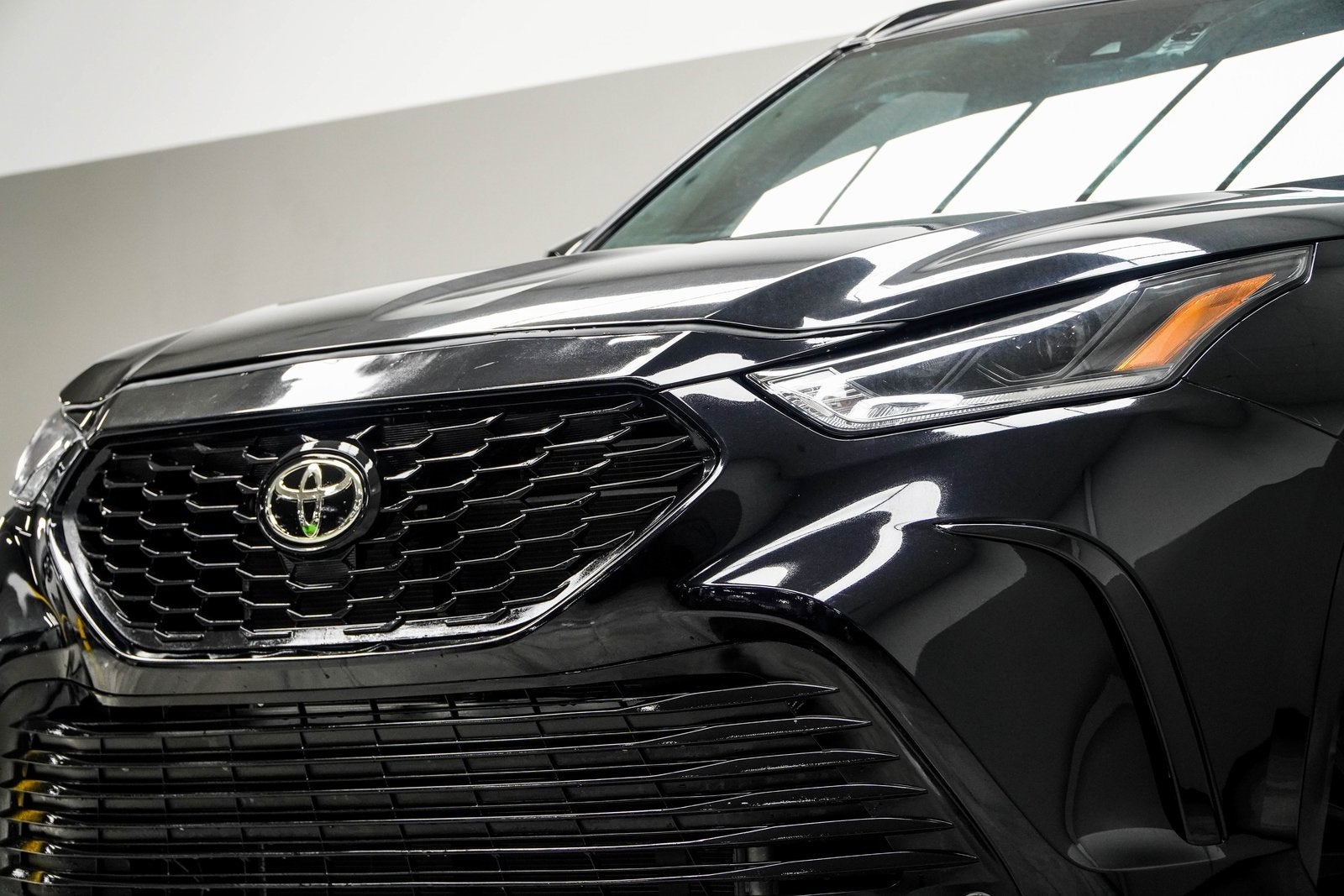 2024 Toyota Highlander XSE