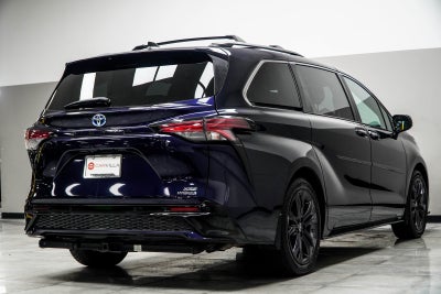 2022 Toyota Sienna XSE 7 Passenger