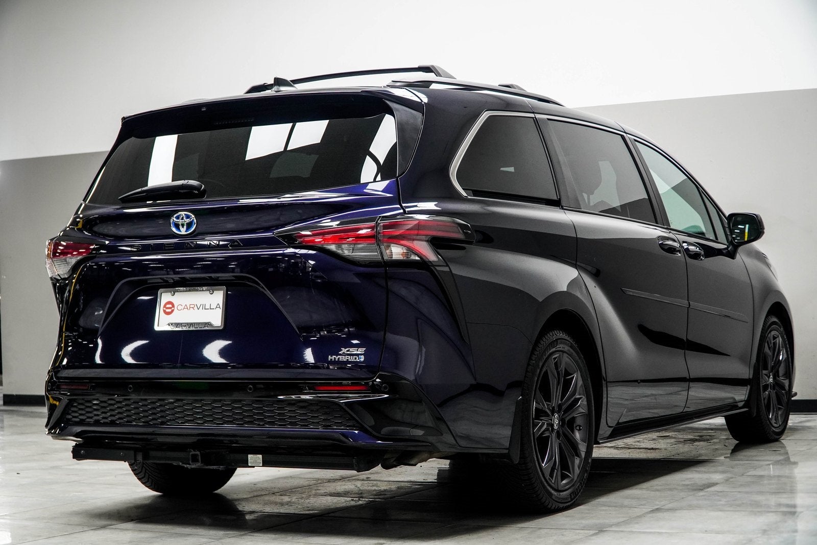 2022 Toyota Sienna XSE 7 Passenger