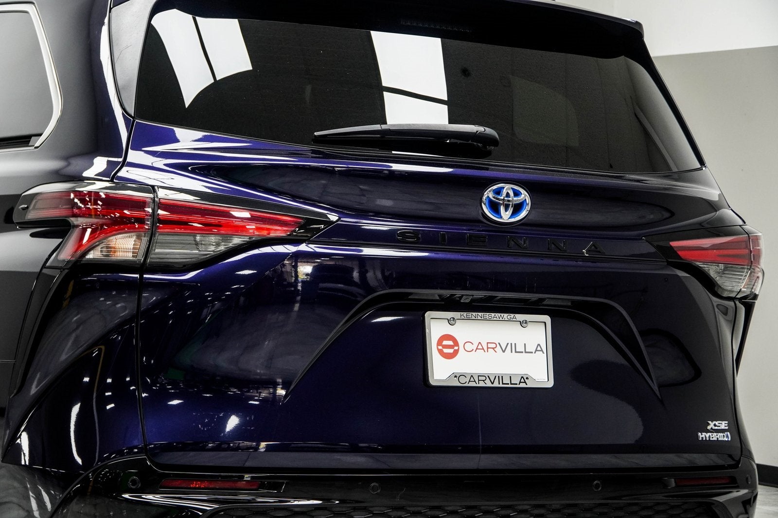 2022 Toyota Sienna XSE 7 Passenger