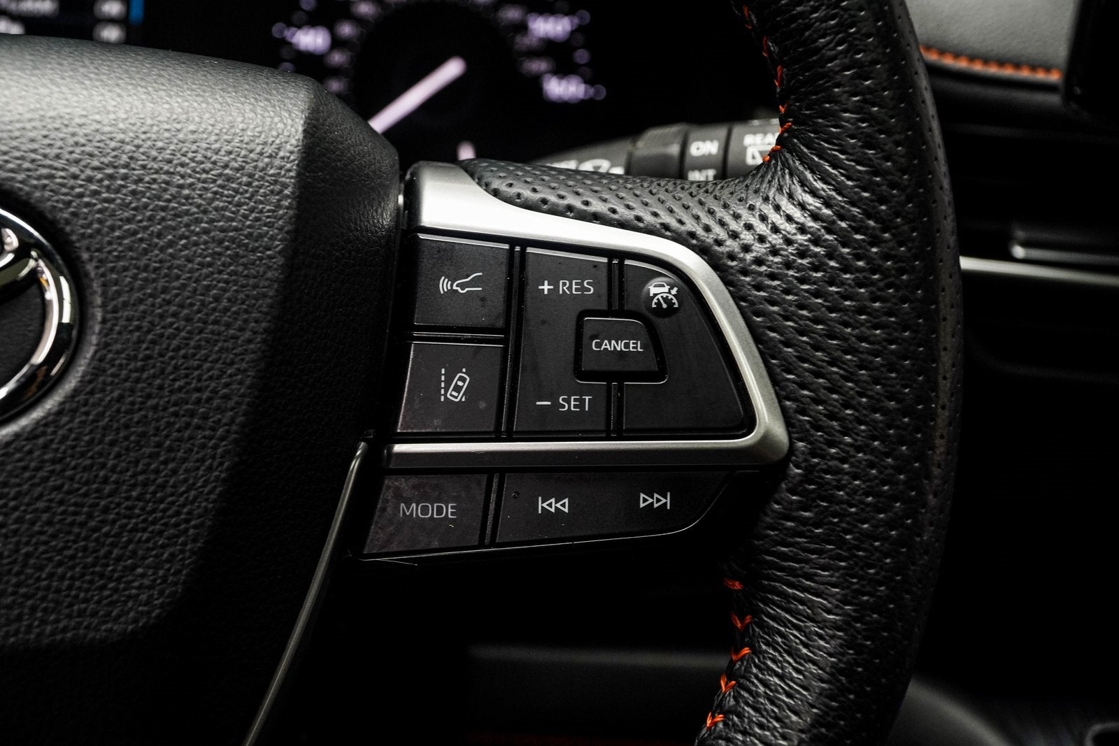 2022 Toyota Sienna XSE 7 Passenger