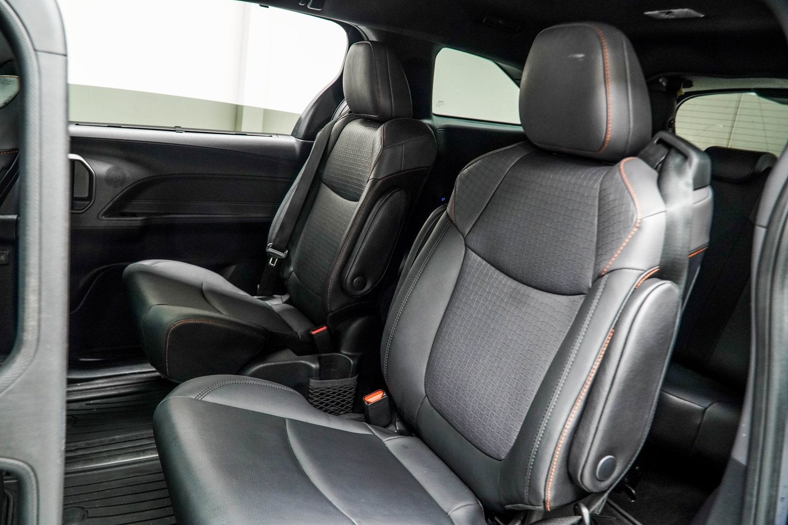 2022 Toyota Sienna XSE 7 Passenger