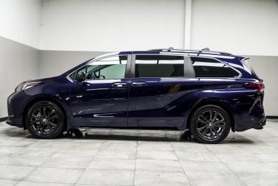 2022 Toyota Sienna XSE 7 Passenger
