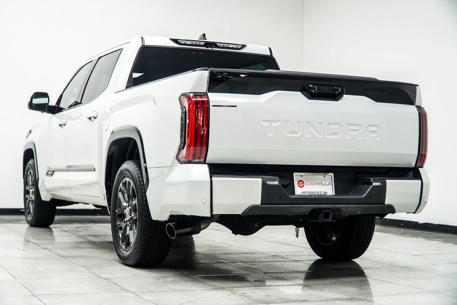 2022 Toyota Tundra Hybrid Platinum