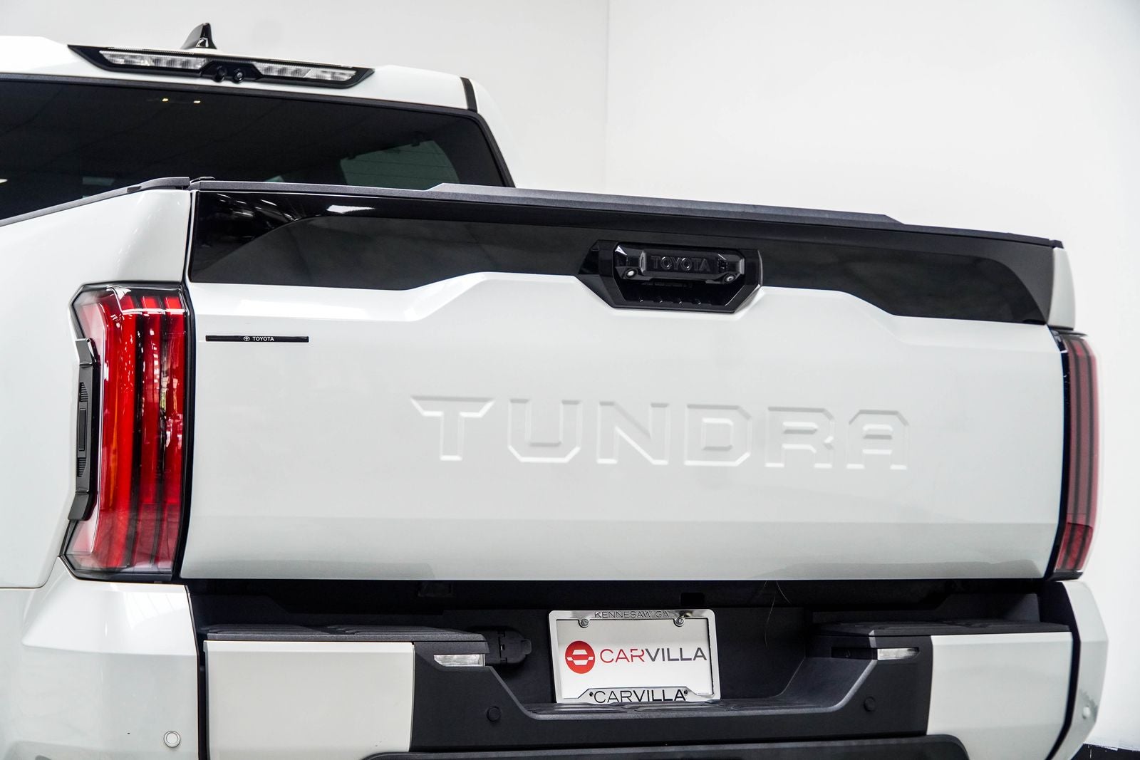 2022 Toyota Tundra Hybrid Platinum
