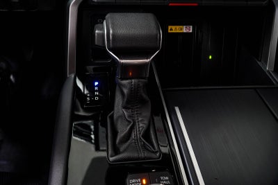 2022 Toyota Tundra Hybrid Platinum
