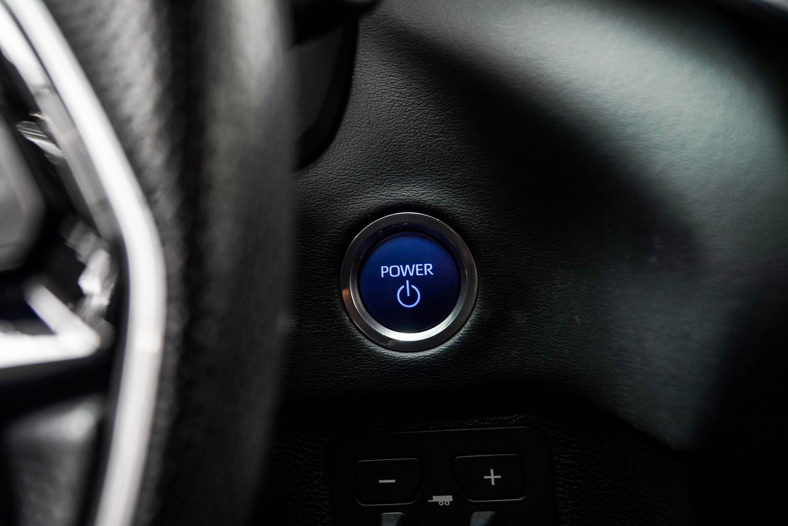 2022 Toyota Tundra Hybrid Platinum