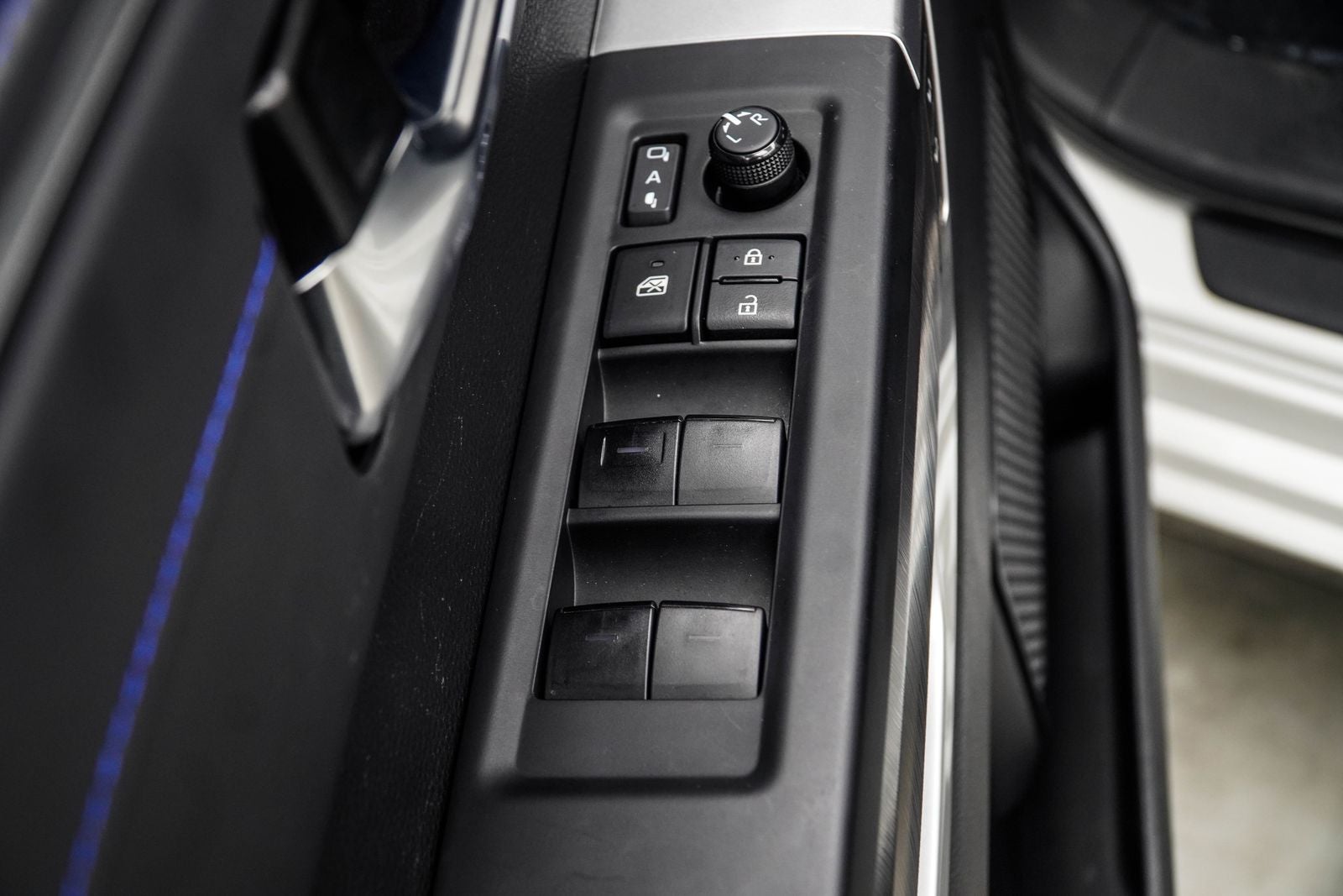 2022 Toyota Tundra Hybrid Platinum