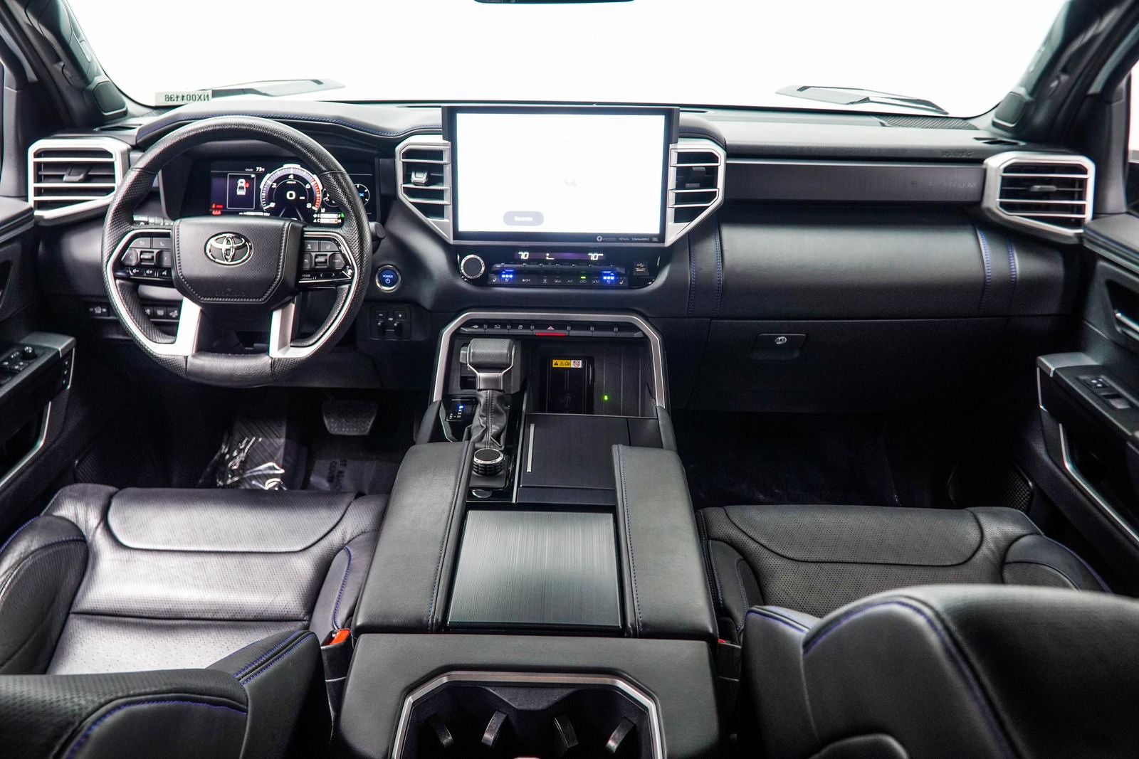 2022 Toyota Tundra Hybrid Platinum