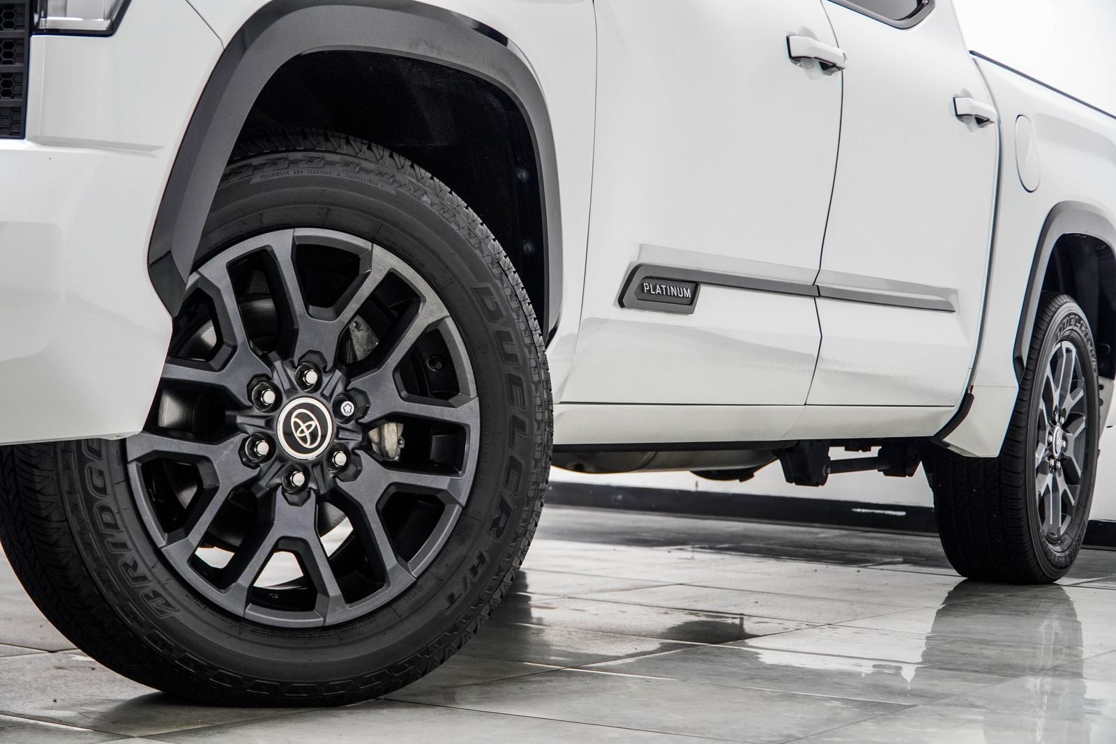 2022 Toyota Tundra Hybrid Platinum