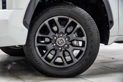2022 Toyota Tundra Hybrid Platinum