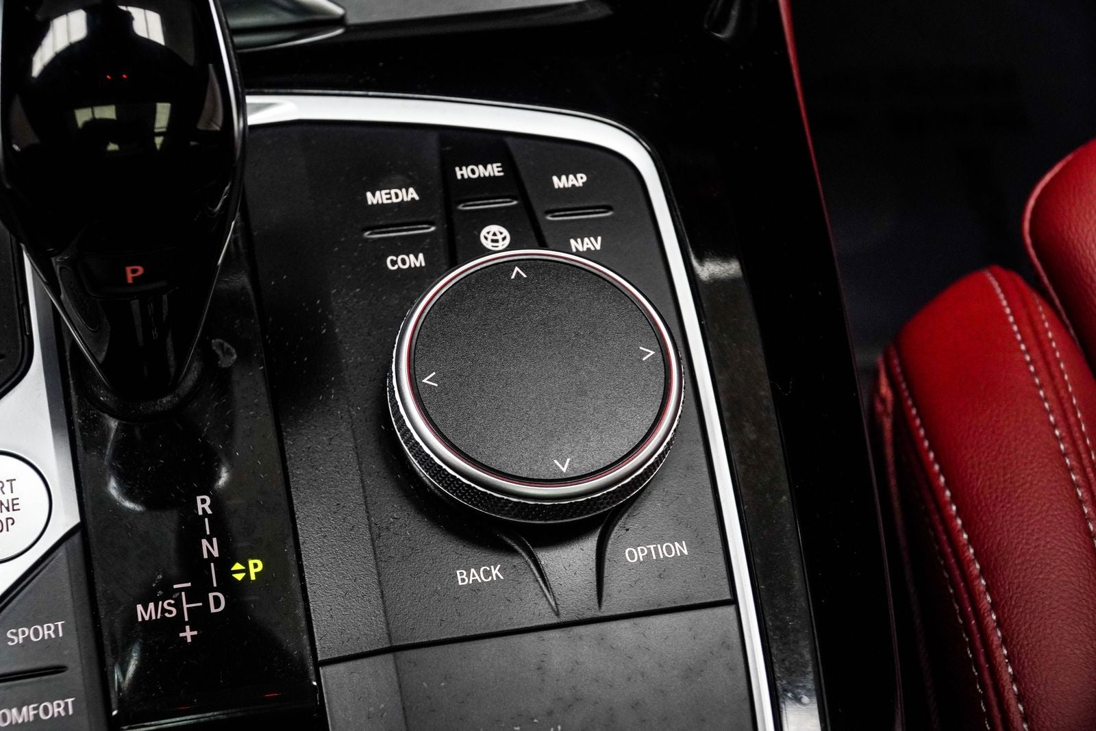 2024 BMW X4 xDrive30i