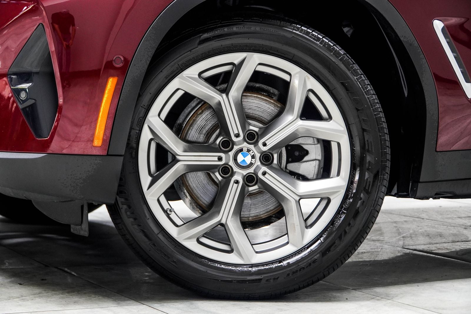 2024 BMW X4 xDrive30i