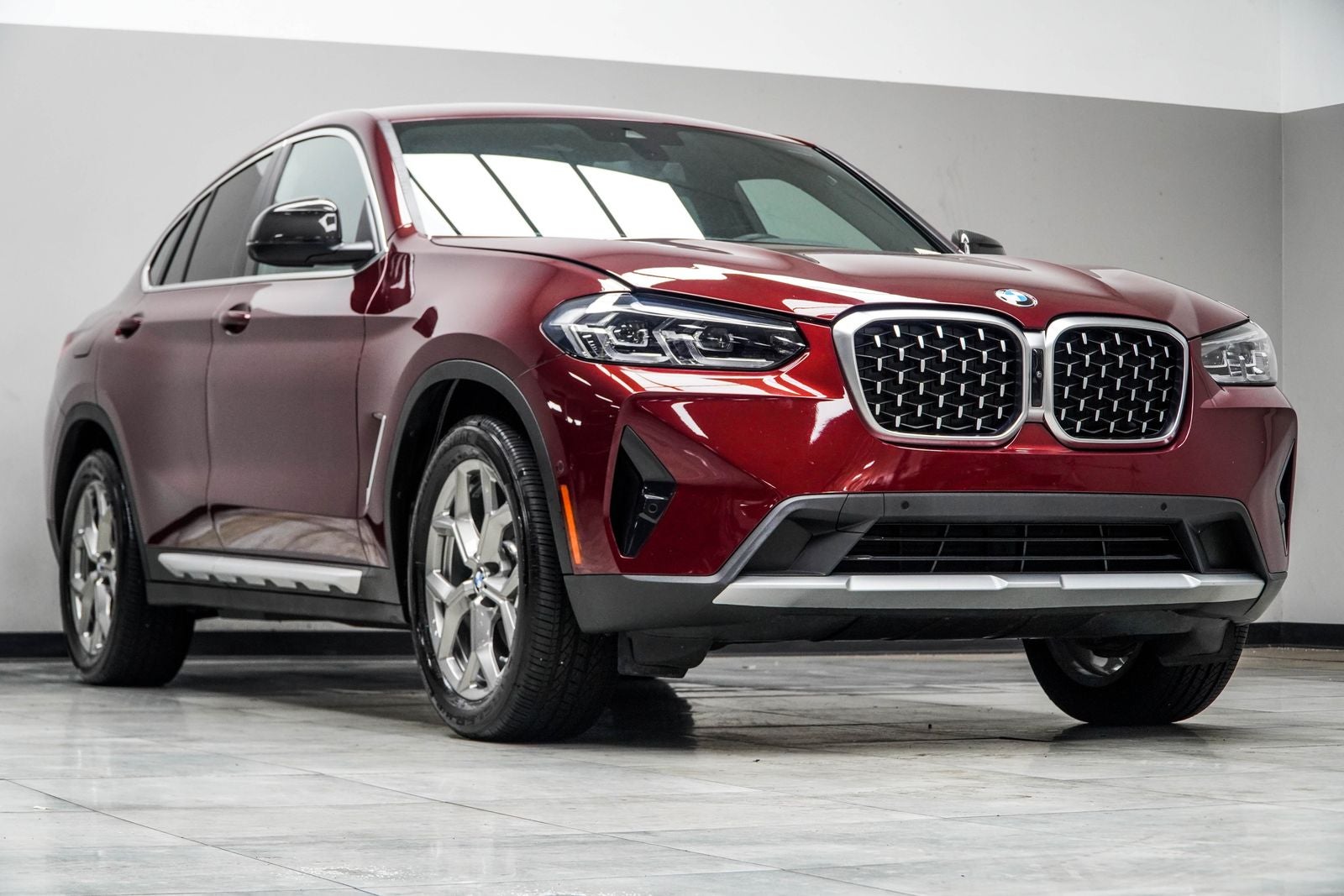 2024 BMW X4 xDrive30i