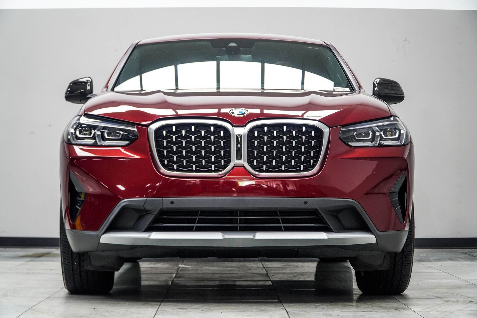 2024 BMW X4 xDrive30i