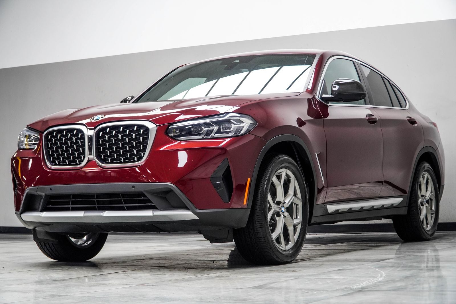 2024 BMW X4 xDrive30i