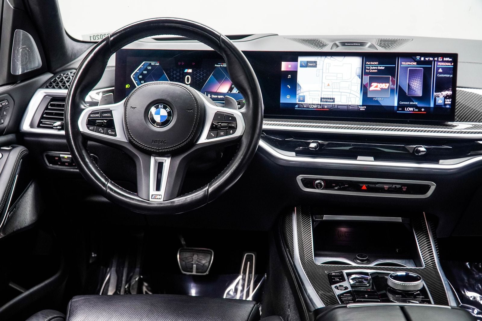 2023 BMW X7 M60i