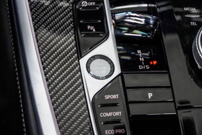 2023 BMW X7 M60i