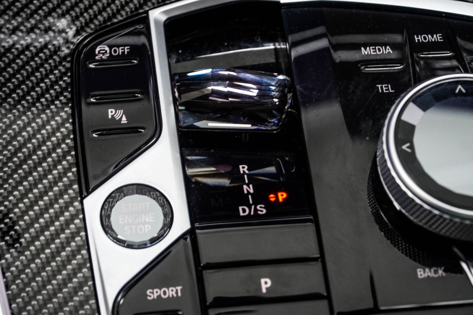 2023 BMW X7 M60i