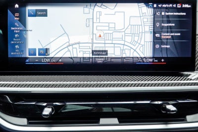 2023 BMW X7 M60i
