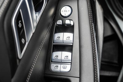 2023 BMW X7 M60i