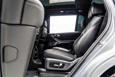 2023 BMW X7 M60i