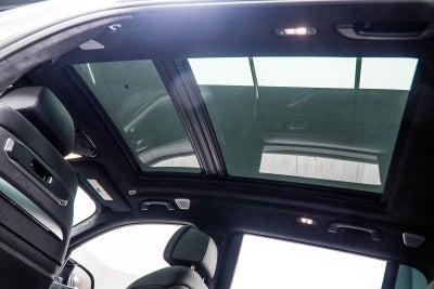 2023 BMW X7 M60i