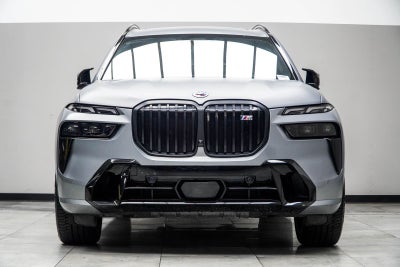 2023 BMW X7 M60i