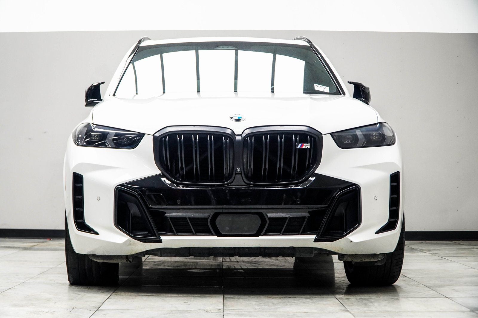 2024 BMW X5 M60i