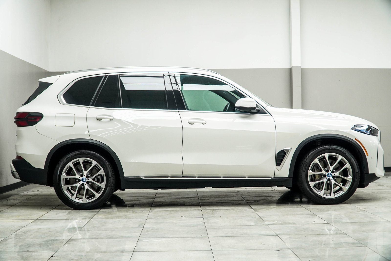 2025 BMW X5 xDrive50e