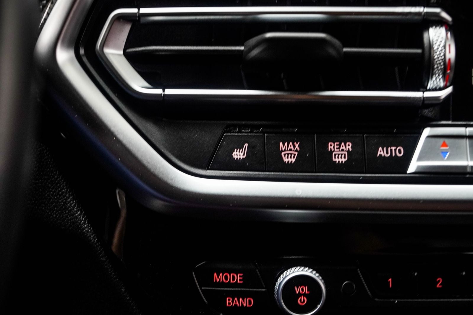 2023 BMW X3 M40i