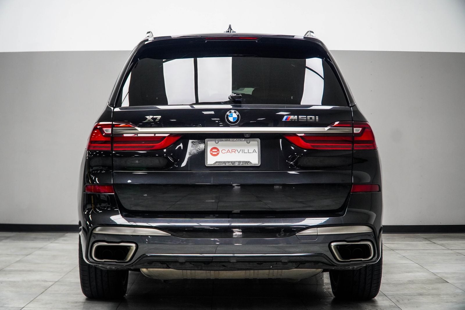 2022 BMW X7 M50i