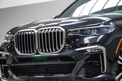 2022 BMW X7 M50i