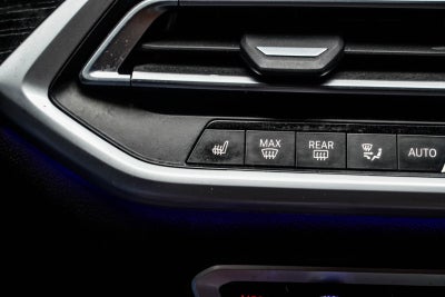2022 BMW X7 M50i