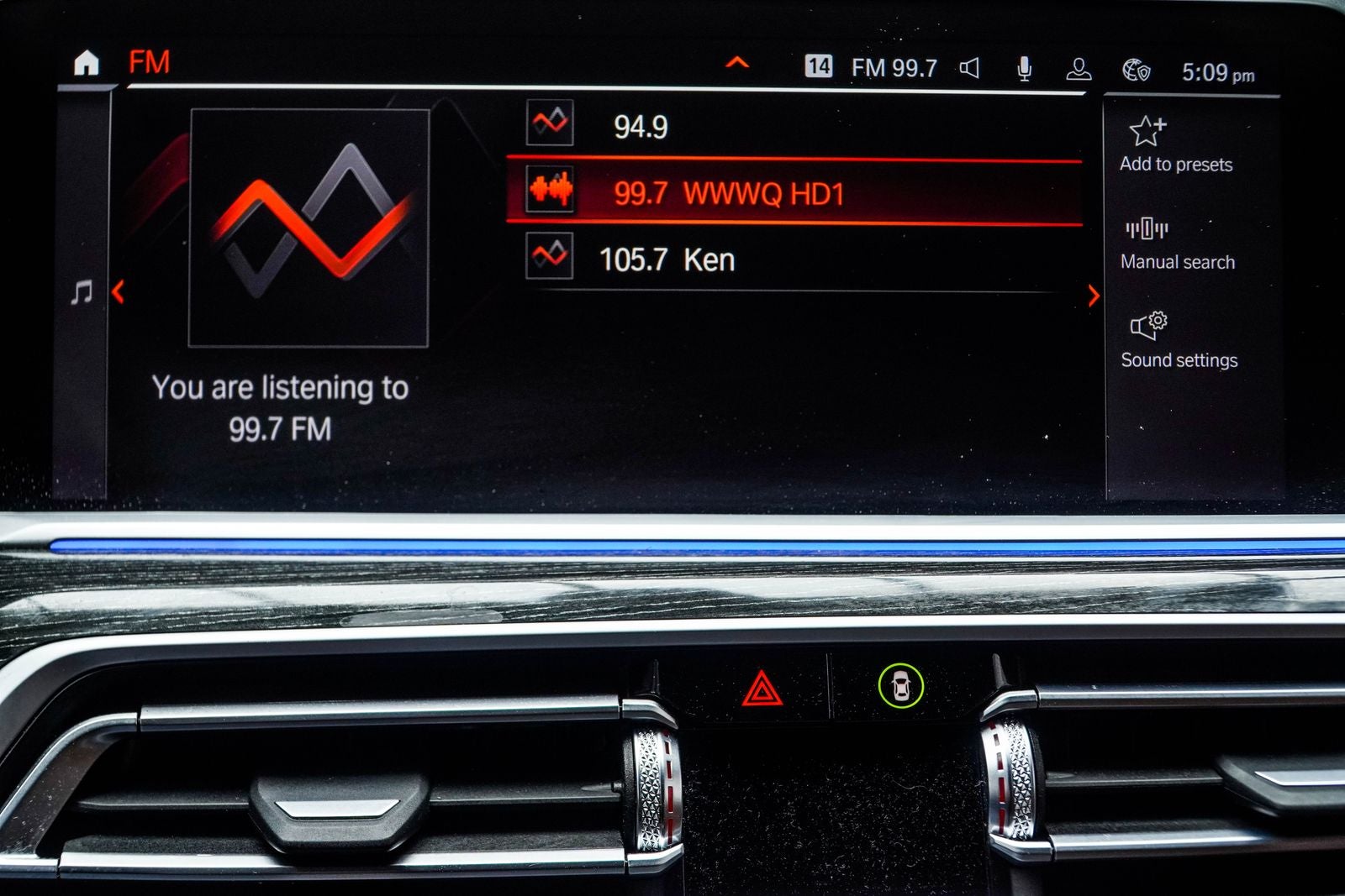 2022 BMW X7 M50i