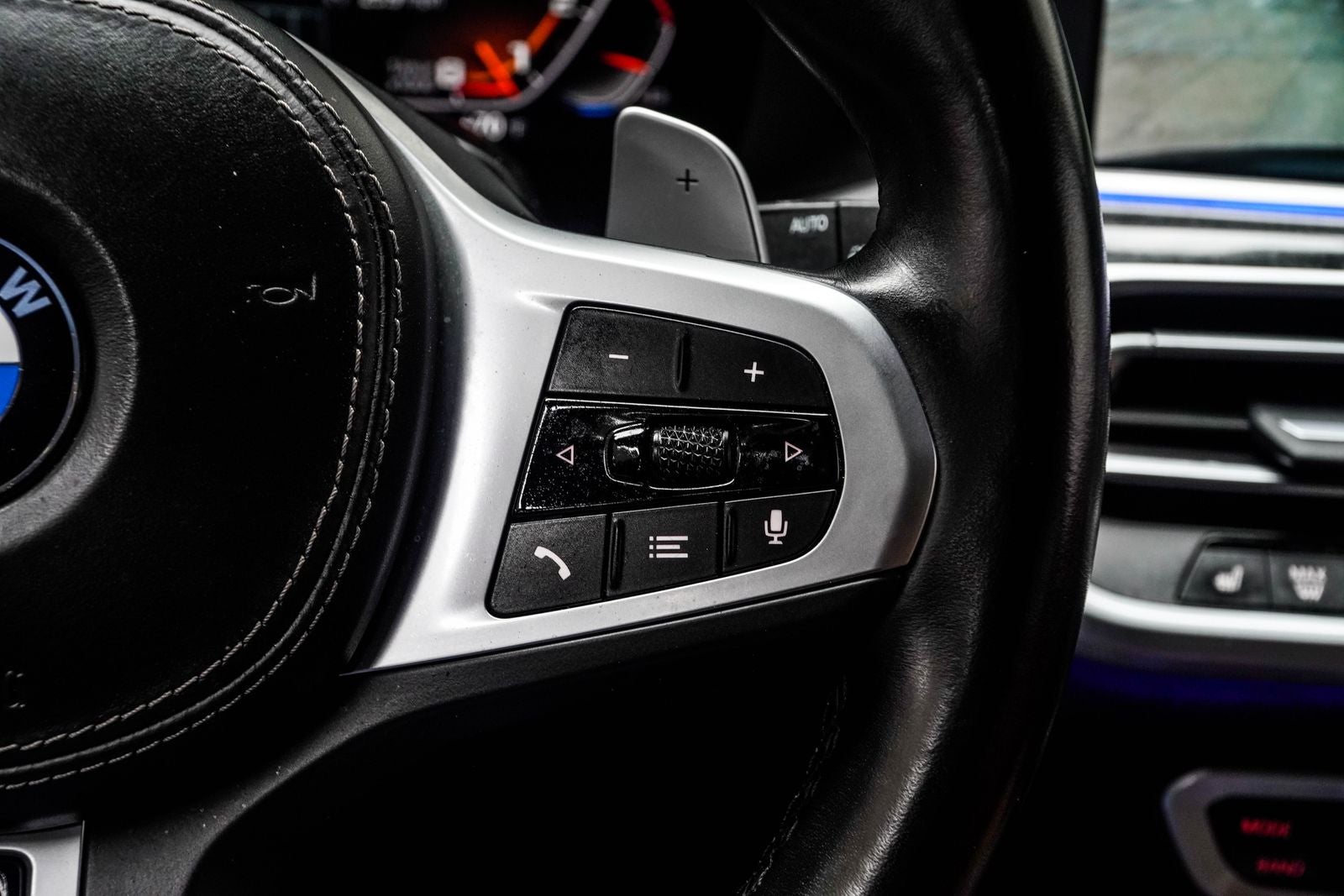 2022 BMW X7 M50i