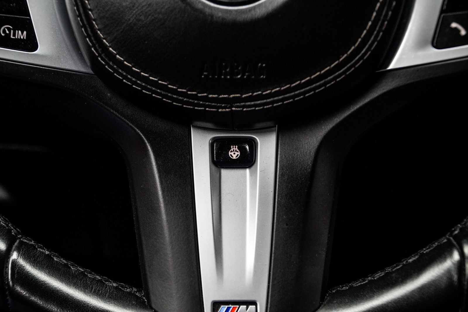 2022 BMW X7 M50i