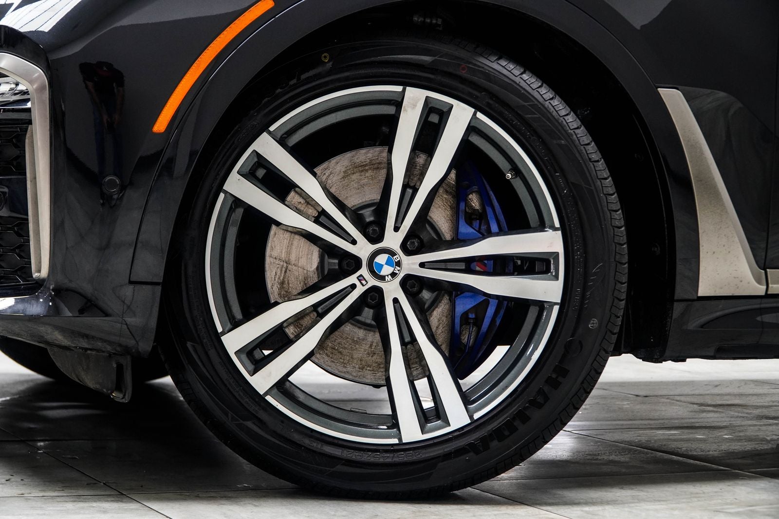 2022 BMW X7 M50i
