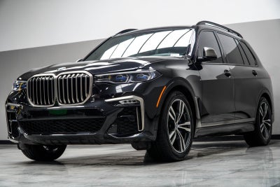 2022 BMW X7 M50i