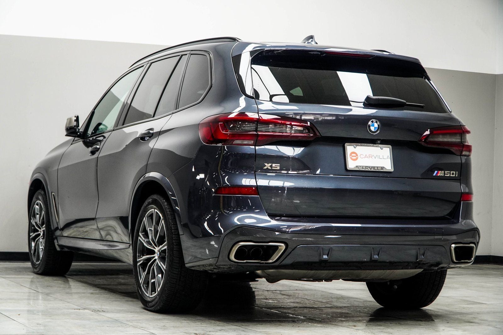 2022 BMW X5 M50i