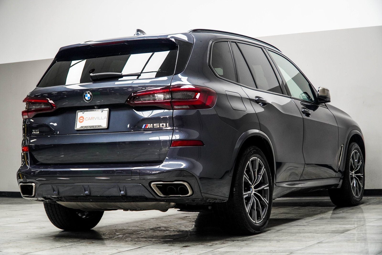2022 BMW X5 M50i