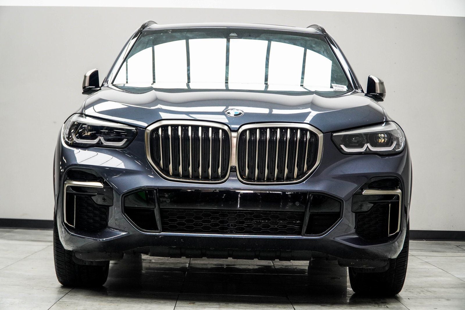 2022 BMW X5 M50i