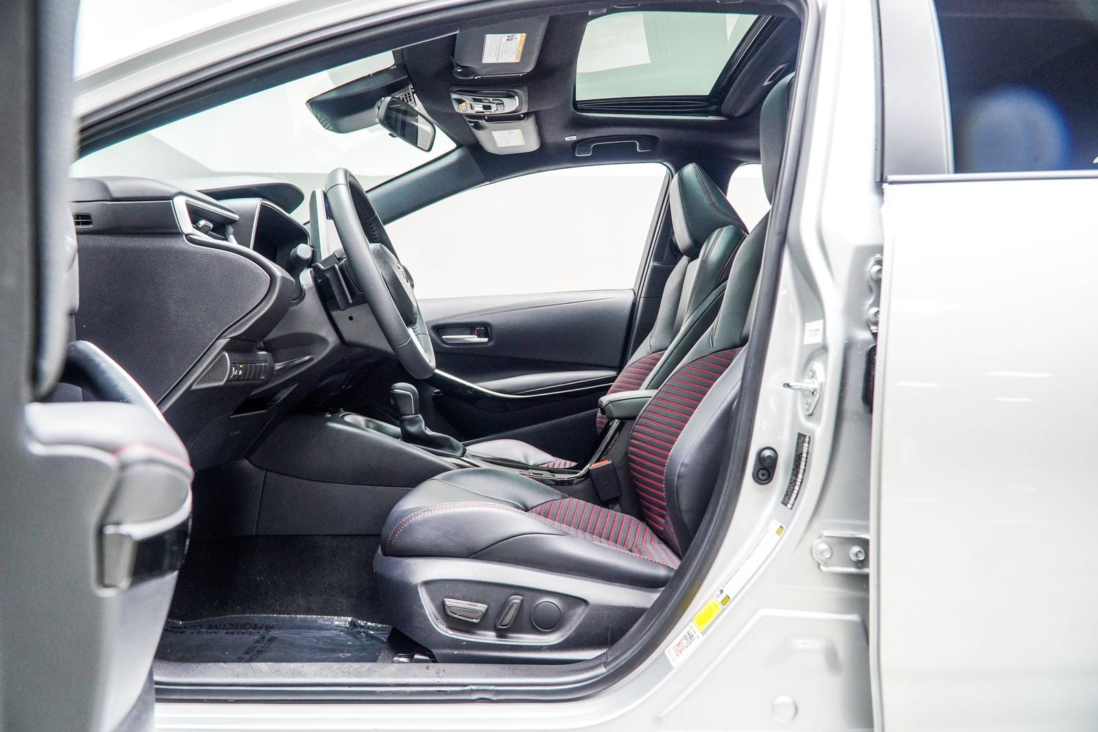 2025 Toyota Corolla XSE