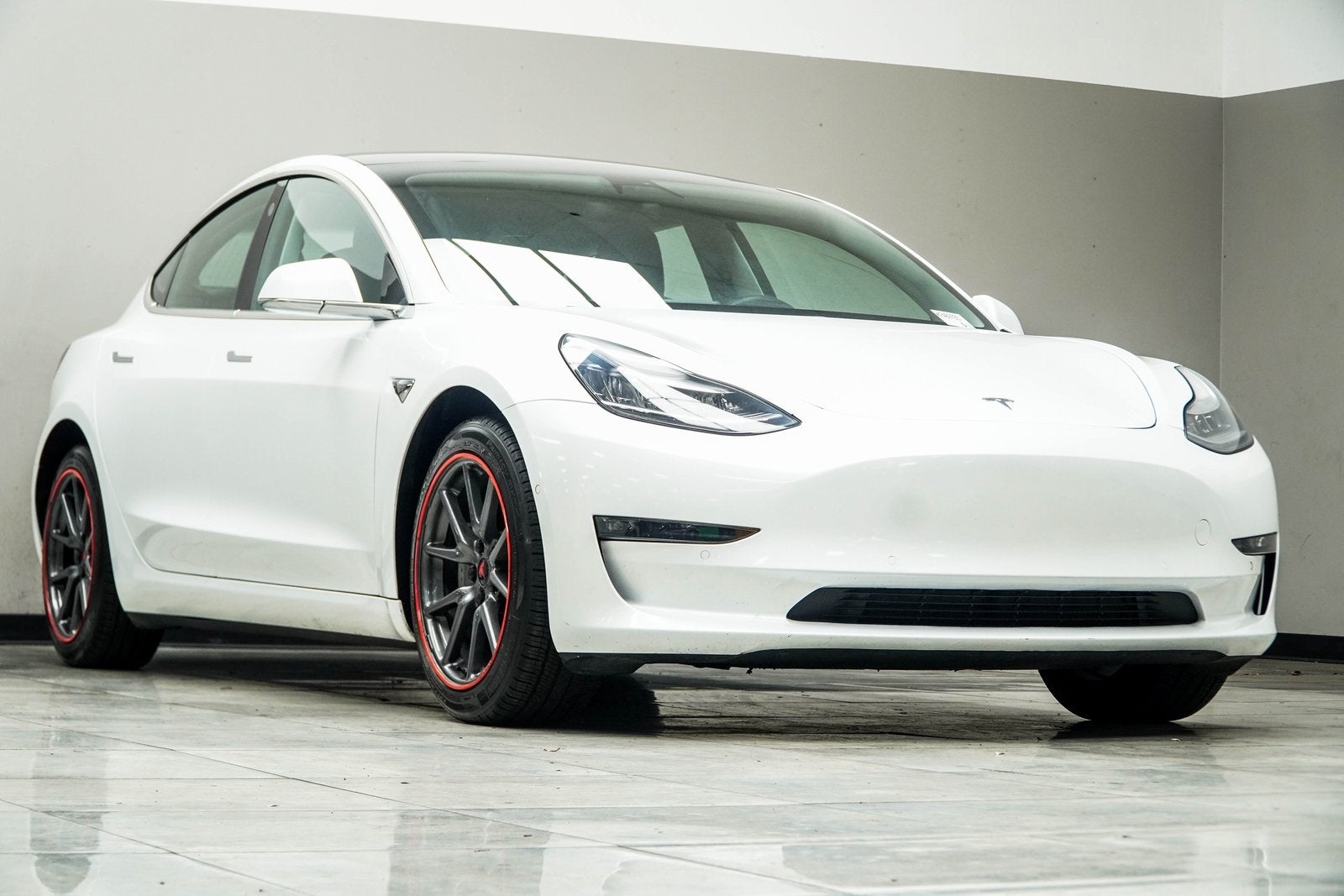 2019 Tesla Model 3 Long Range