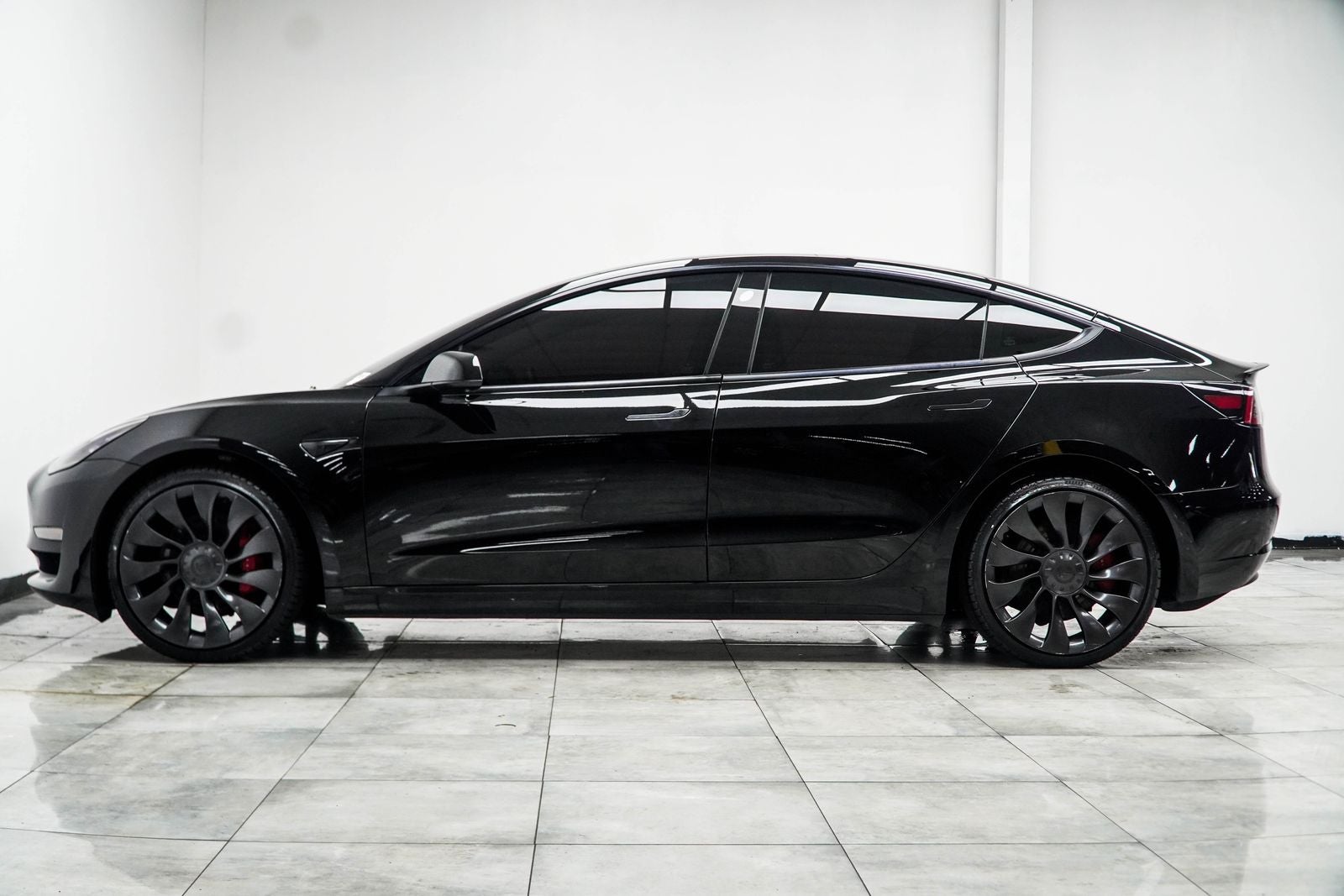 2023 Tesla Model 3 Performance