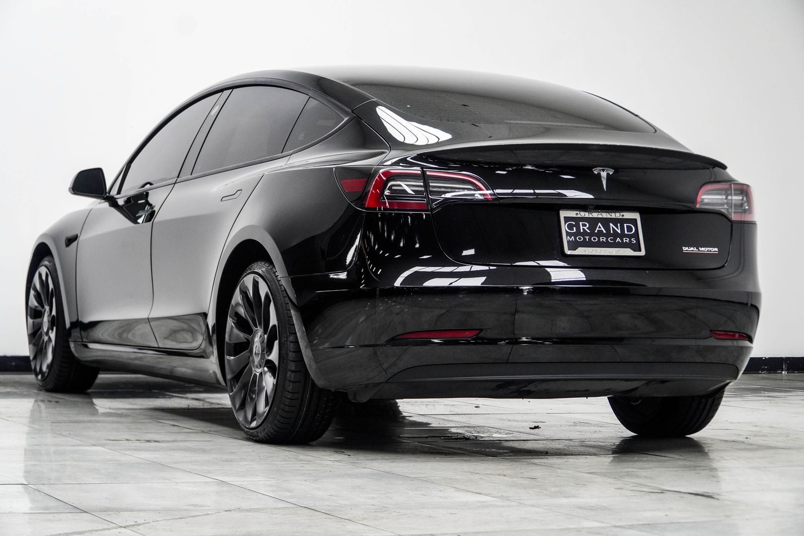 2023 Tesla Model 3 Performance