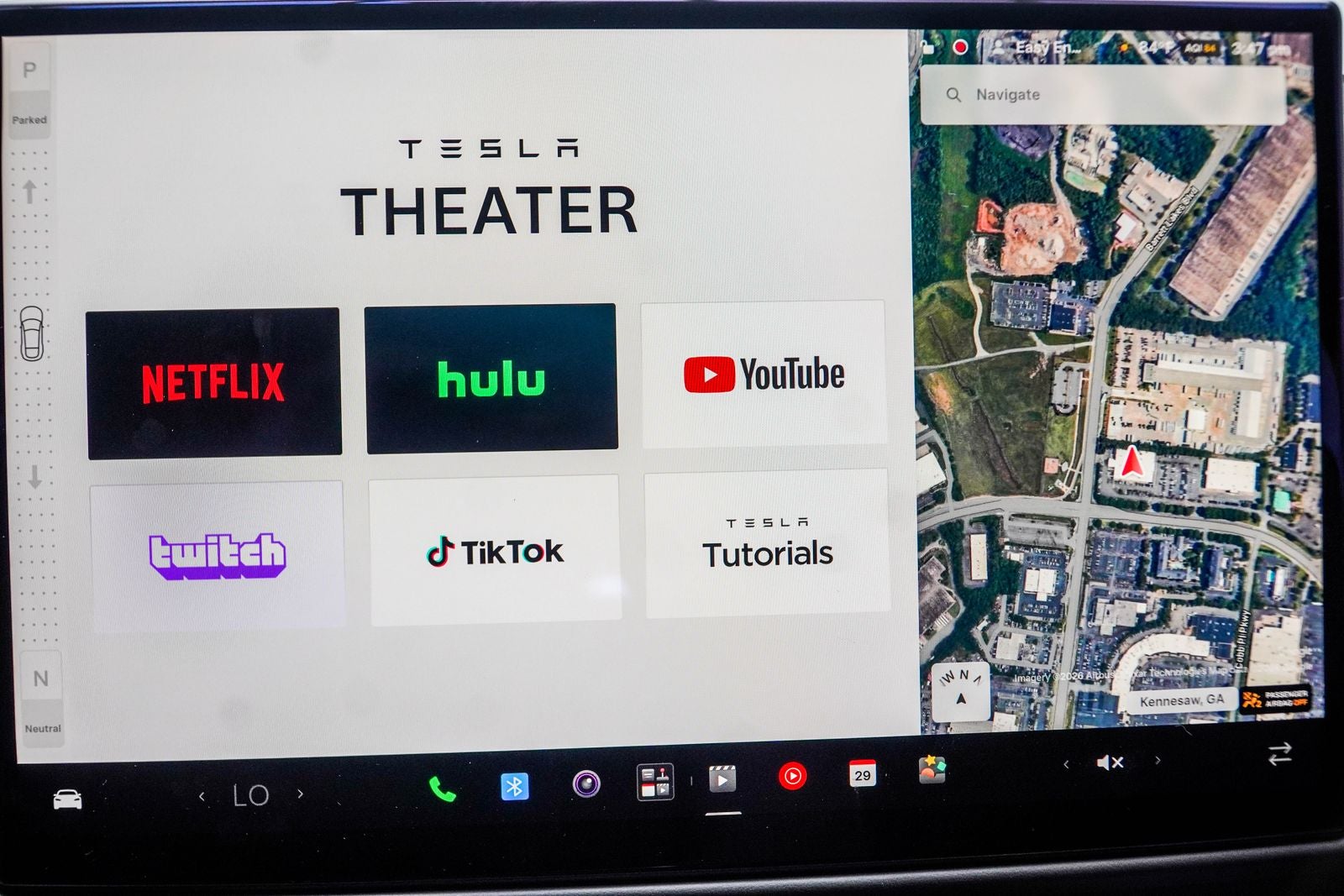 2022 Tesla Model S Base