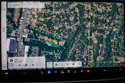 2022 Tesla Model S Base