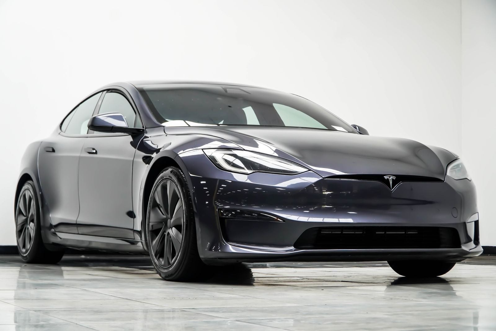 2022 Tesla Model S Base