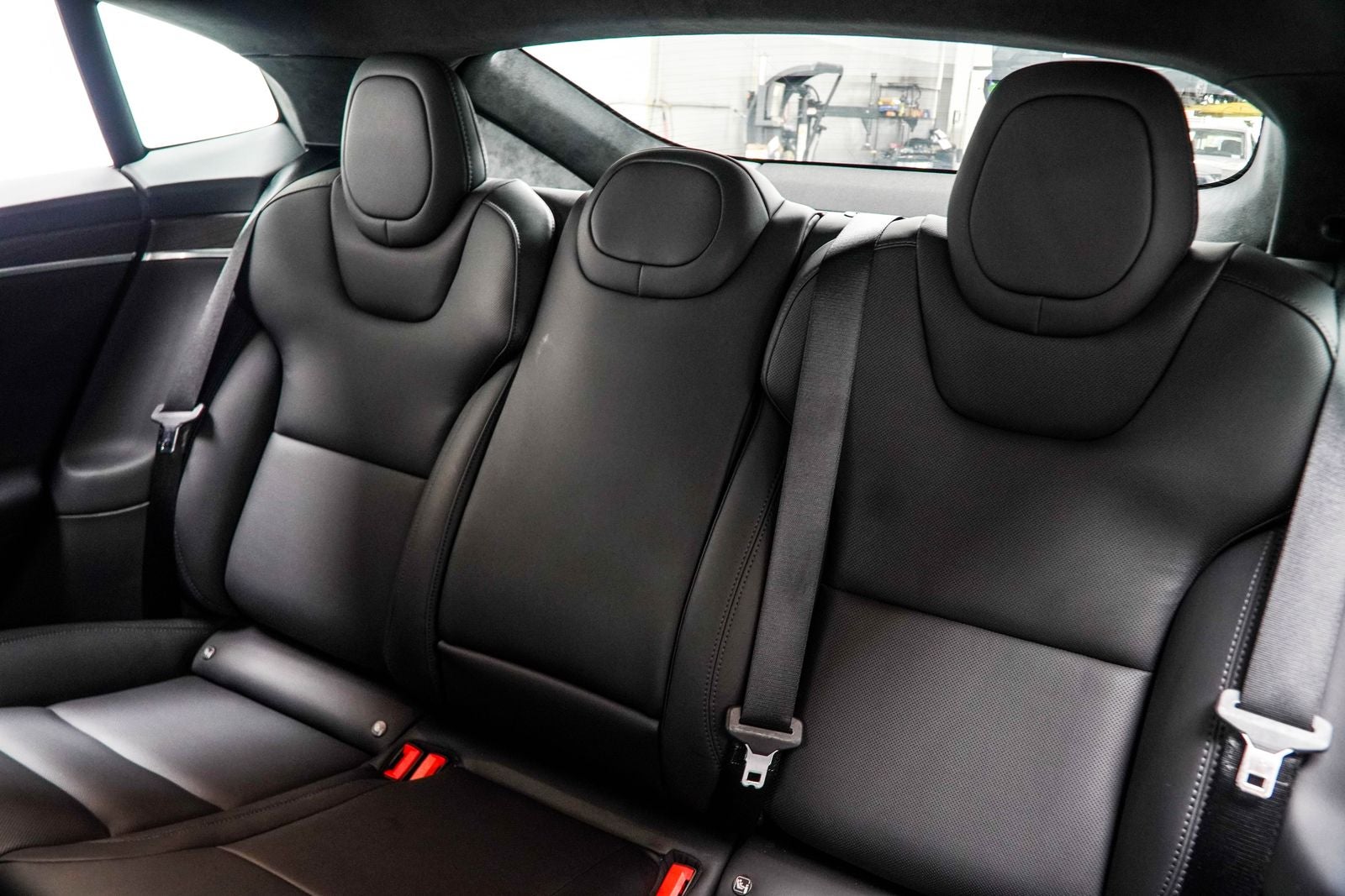 2022 Tesla Model S Base